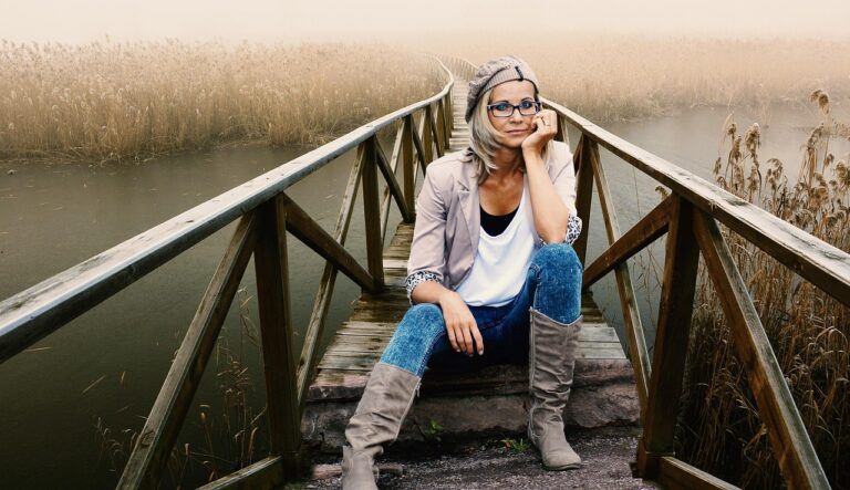 bridge, river, model, woman, water, wood, beauty, glasses, nature, brown water, brown wood, brown beauty, brown model, brown glass, brown river, brown bridge, brown glasses